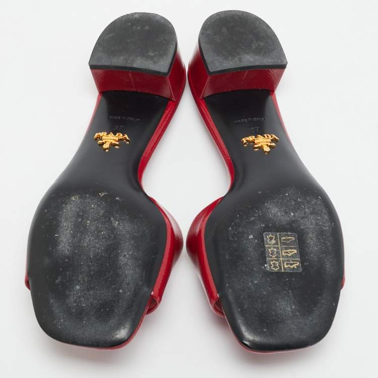Pre Owned Prada Triangle Logo Size 37 Red Patent Leather Slide Sandals