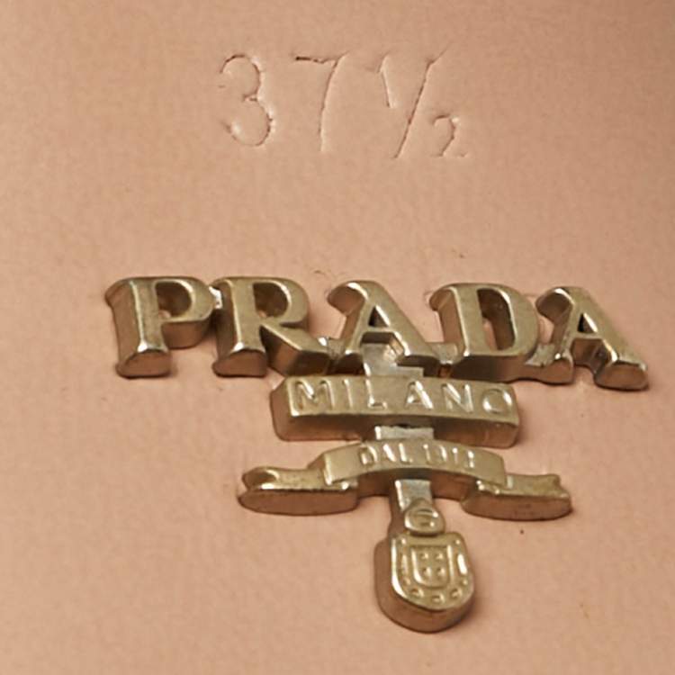 Pre Owned Prada Knotted Size 37.5 Silver Leather Ankle Strap Sandals