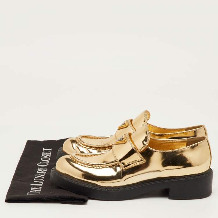 Pre Owned Prada Size 39.5 Gold Patent Leather Triangle Logo Slip On Loafers