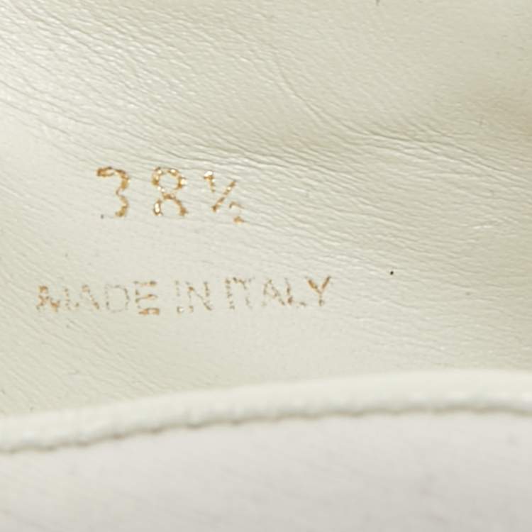 Pre Owned حذاء رياضي برادا قماش أبيض مزخرف كريستال سليب أون مقاس 37