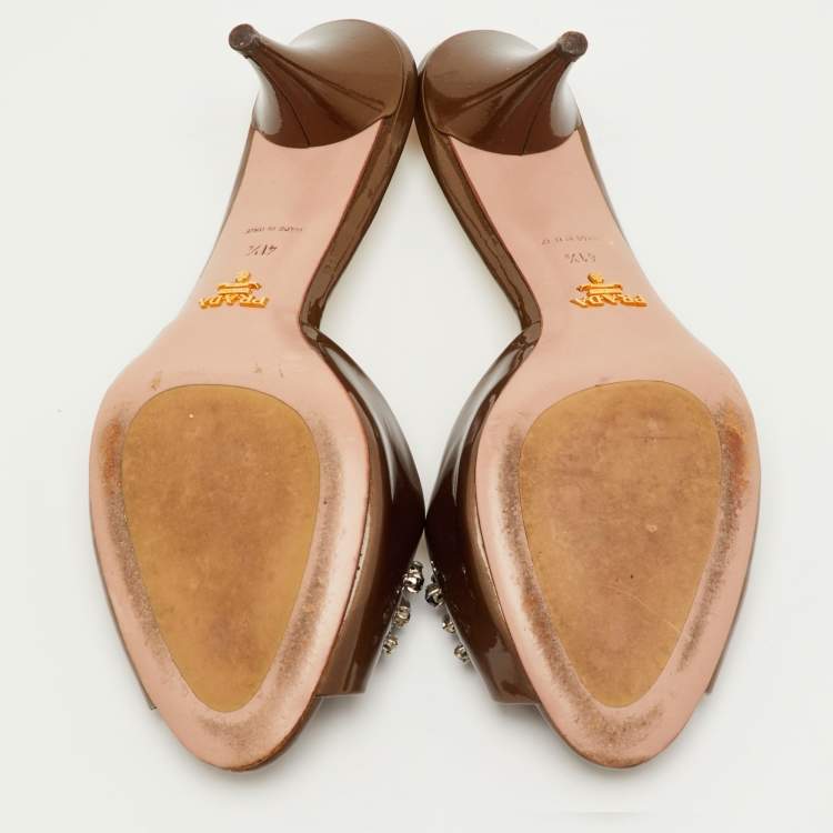 Pre Owned Prada Size 41.5 Brown Crystal Embellished Patent Leather Slide Sandals