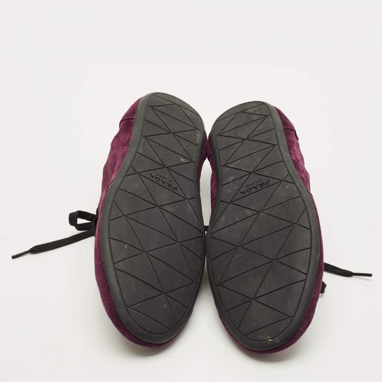 Pre Owned Prada Collapse Re-Nylon Size 39 Burgundy Nylon and Suede Lace Up Sneakers