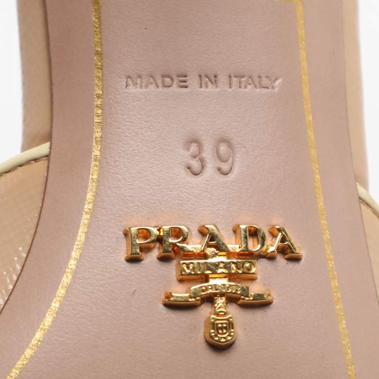 Pre Owned Prada Size 39 Beige Saffiano Patent Leather Slide Sandals