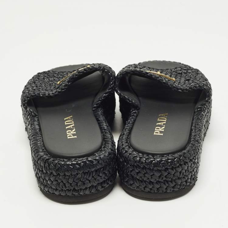 مملوكة مسبقًا Prada Size 37 Black Raffia Triangle Logo Flat Slides