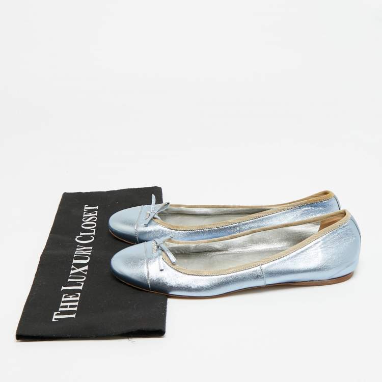 Pre Owned Prada Size 39.5 Metallic Blue Leather Bow Ballet Flats