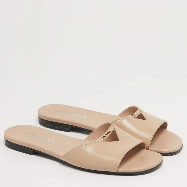 Pre Owned Prada Size 39 Leather Logo Cut-out Flat Slide