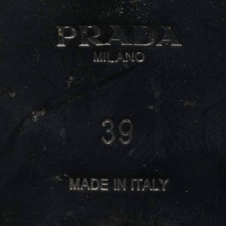 Pre Owned Prada Size 39 Leather Logo Cut-out Flat Slide