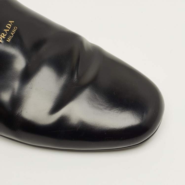 مملوكة مسبقًا Prada Size 36 Black Leather Mules