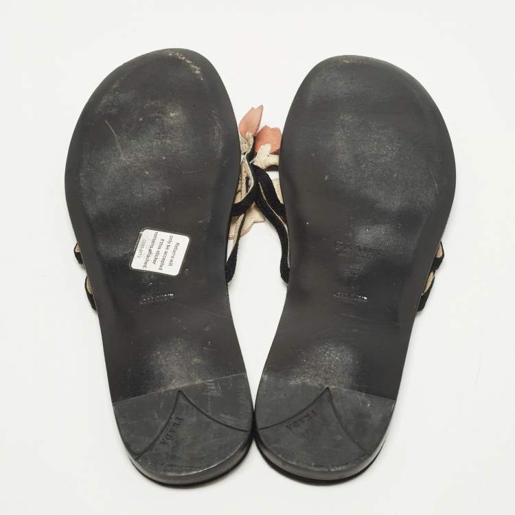 مملوكة مسبقًا Prada Size 39 Multicolor Suede Thong Sandals