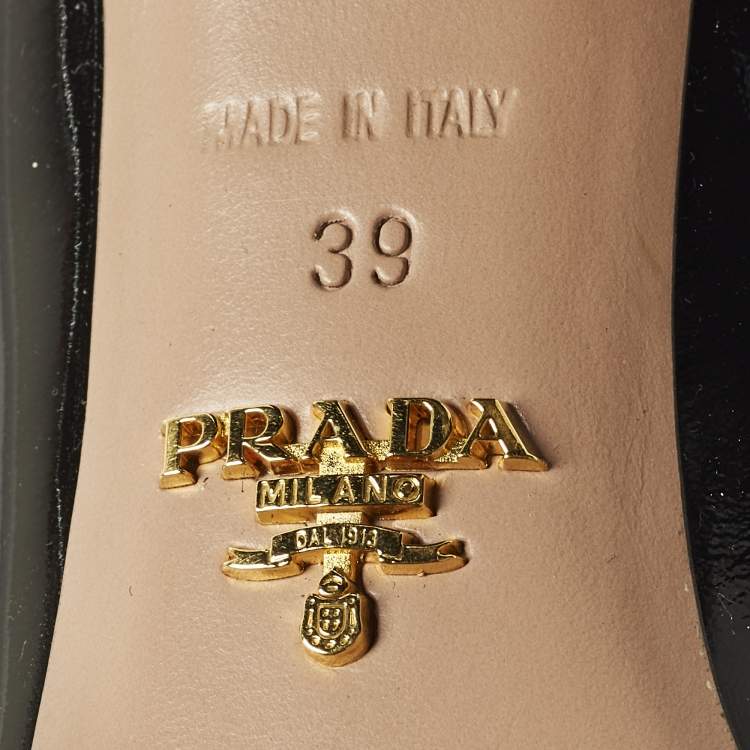Pre Owned Prada Size 39 Black Patent Leather Loafer Block Heel Pumps