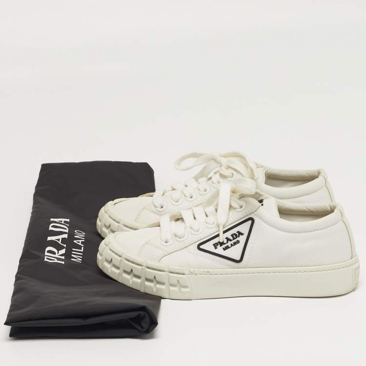مملوكة مسبقًا Prada Wheel Cassetta Size 36 White Canvas Lace Up Sneakers