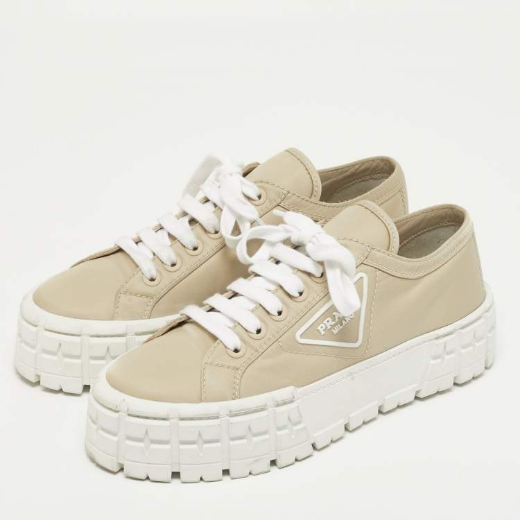 Pre Owned حذاء رياضي برادا دوبل ويل نايلون بيج برباط مقاس 40.5