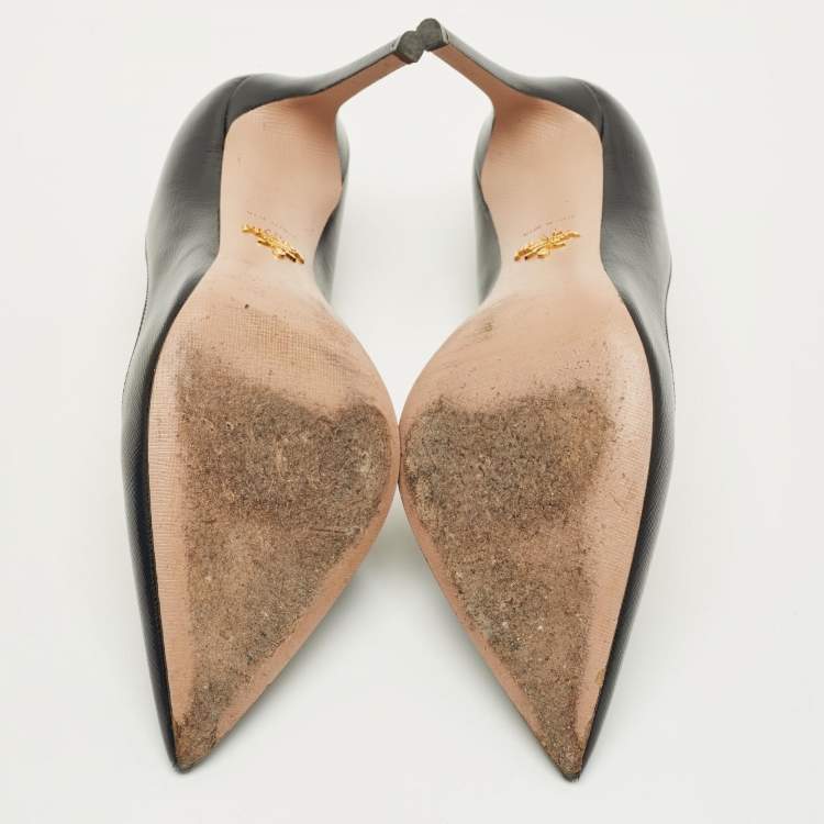 Pre Owned Prada Size 40 Black Saffiano Patent Leather Pumps