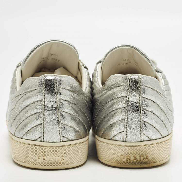 Pre Owned Prada Size 39.5 Silver Diagramme Leather Low Top Sneakers