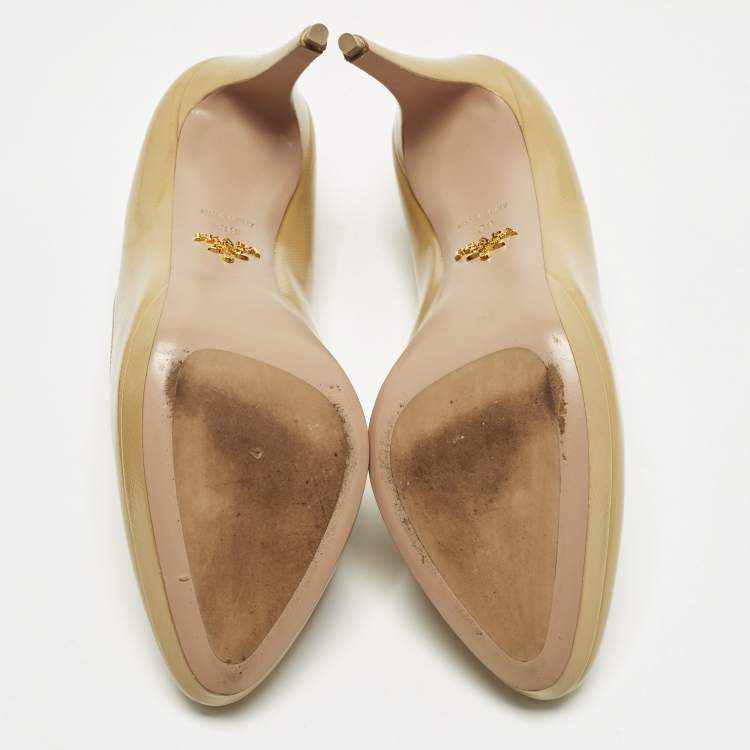 Pre Owned Prada Size 39 Beige Saffiano Leather Platform Pumps