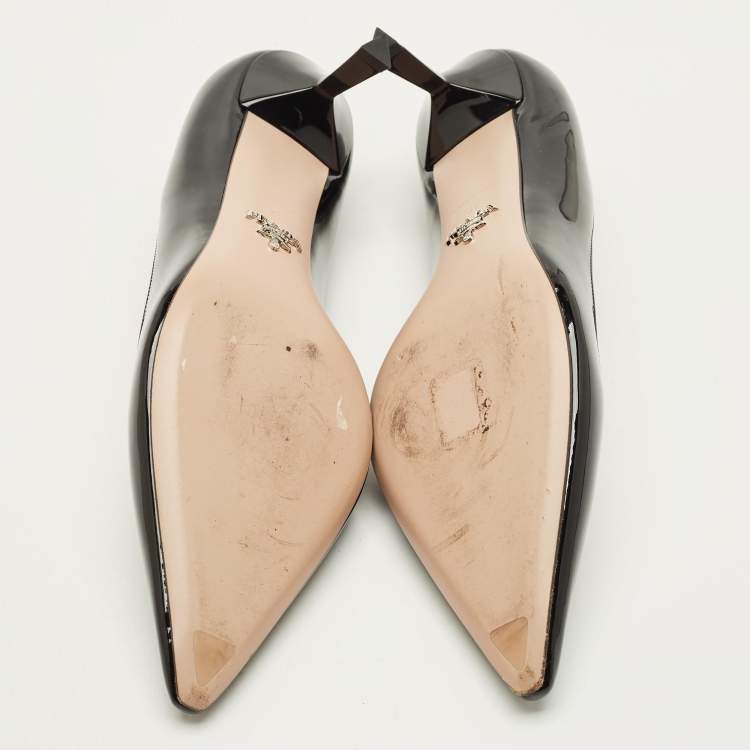 مملوكة مسبقًا Prada Size 41 Black Patent Leather Loafer Pumps