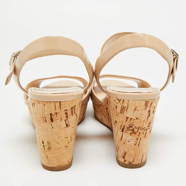 Pre Owned Prada Size 39 Beige Patent Leather Cork Wedge Sandals