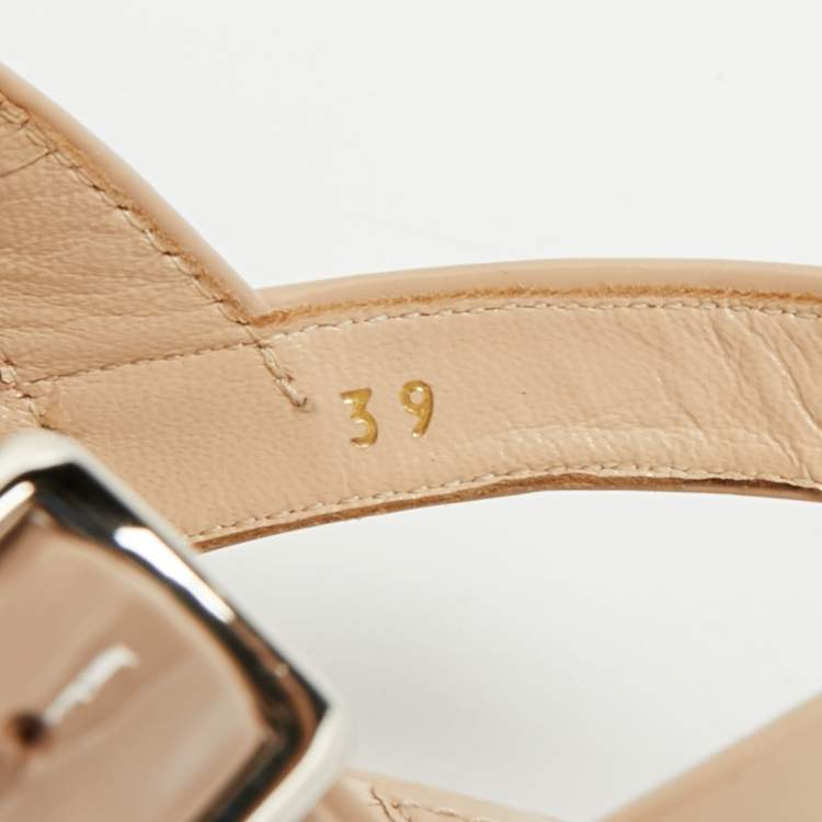 Pre Owned Prada Size 39 Beige Patent Leather Cork Wedge Sandals