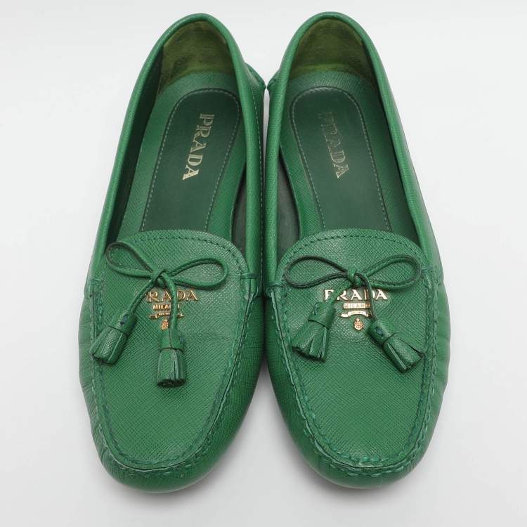 Pre Owned Prada Bow Size 36 Green Leather Loafers