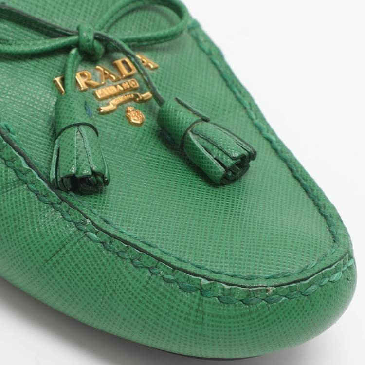 Pre Owned Prada Bow Size 36 Green Leather Loafers