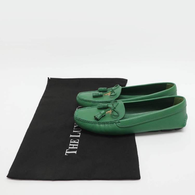 Pre Owned Prada Bow Size 36 Green Leather Loafers