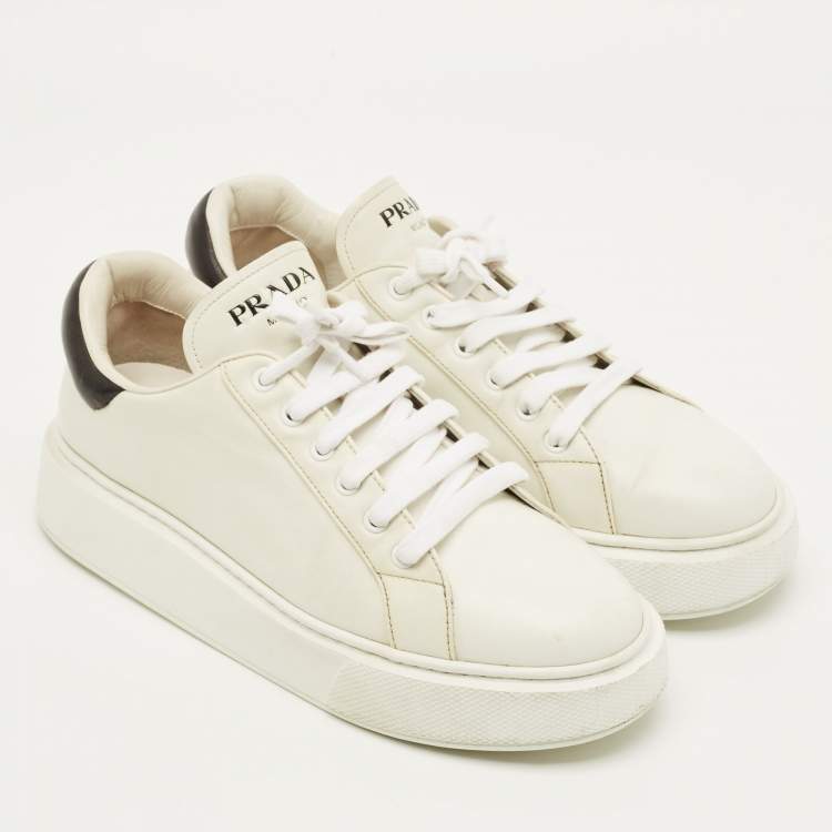 Pre Owned Prada Size 40 White/Black Leather Low Top Sneakers