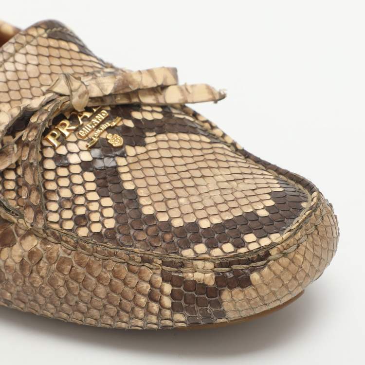 Pre Owned Prada Bow Size 38 Black Python Leather Loafers