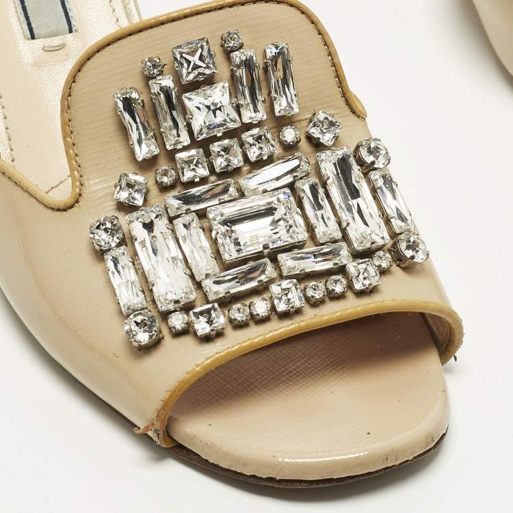 Pre Owned Prada Saffiano Size 35 Beige Patent Leather Crystal Embellished Block Heel Slide Sandals