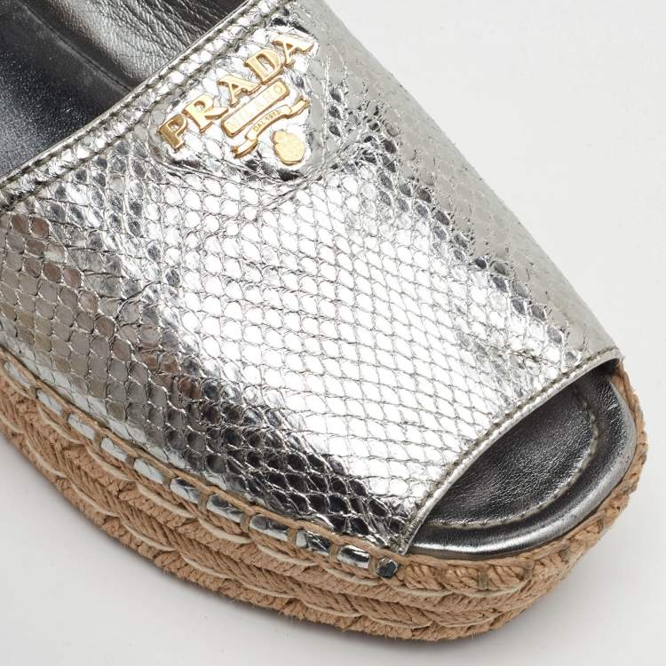 Pre Owned Prada Size 41 Metallic Silver Snakeskin Embossed Leather Platform Espadrille Sandals