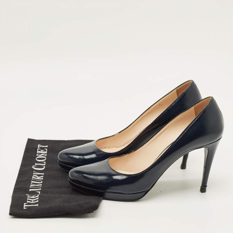 مملوكة مسبقًا Prada Size 39.5 Navy Blue Saffiano Leather Platform Pumps