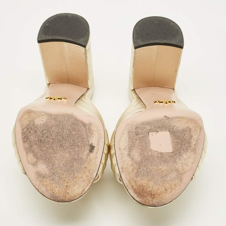 Pre Owned Prada Size 40 Gold Leather Block Heel Slide Sandals