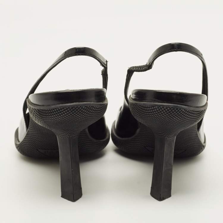 مملوكة مسبقًا Prada Size 37 Black Leather Triangle Patch Slingback Pumps