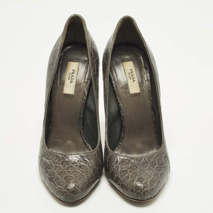 Pre Owned Prada Size 37.5 Grey Croc Embossed Leather Pumps