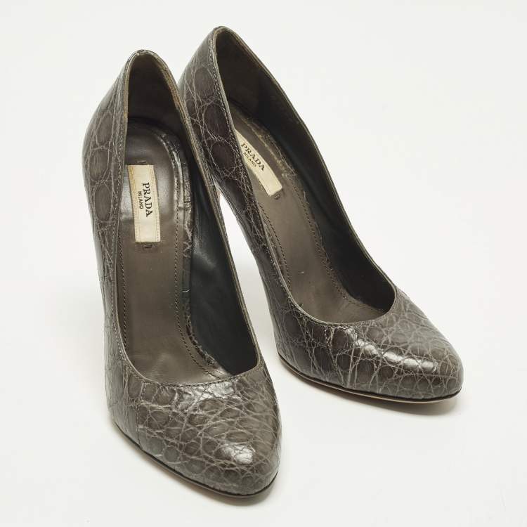 Pre Owned Prada Size 37.5 Grey Croc Embossed Leather Pumps