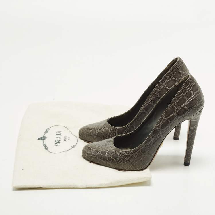 Pre Owned Prada Size 37.5 Grey Croc Embossed Leather Pumps