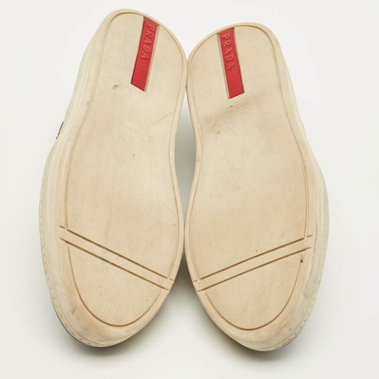 Pre Owned حذاء رياضي برادا سبورت جلد أسود مزخرف سبايكز سليب أون مقاس 41