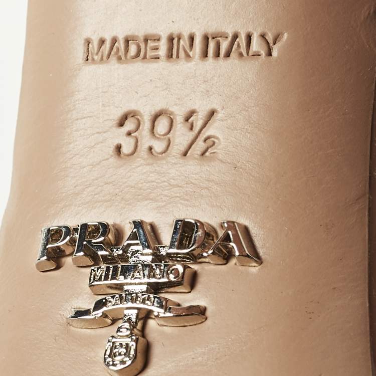 Pre Owned Prada Size 39.5 Beige Patent Leather Platform Block Heel Ankle Strap Sandals