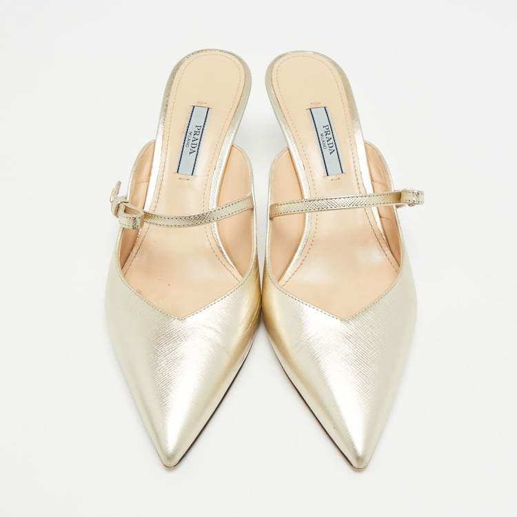Pre Owned Prada Size 38 Gold Leather Pointed Teo Mules