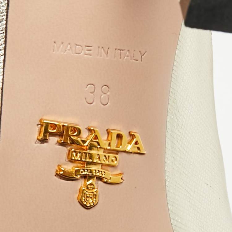 Pre Owned Prada Size 38 Gold Leather Pointed Teo Mules