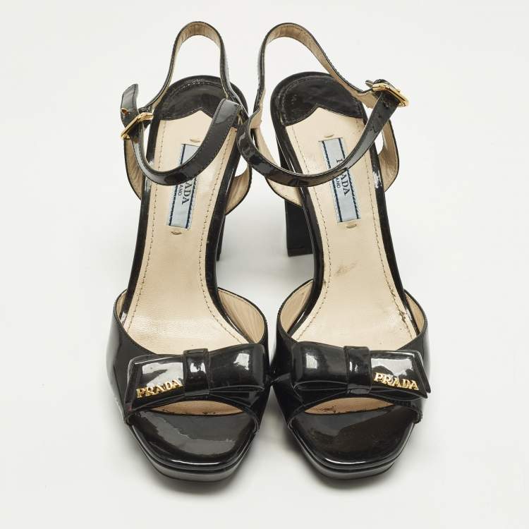 Pre Owned Prada Size 36 Black Patent Leather Ankle Strap Sandals