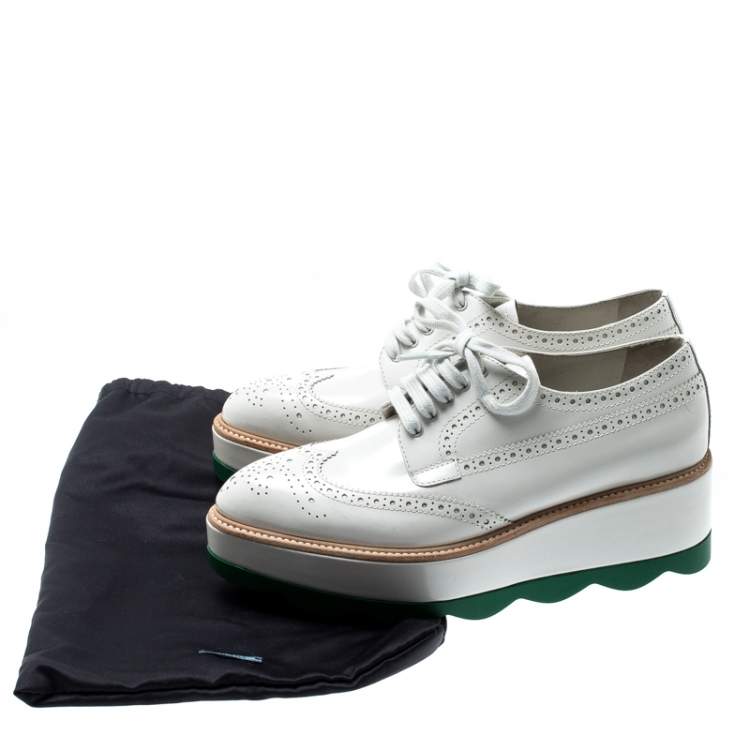 Pre Owned Prada White/Green Brogue Leather Platform Wingtip Lace Up Derby Size 38