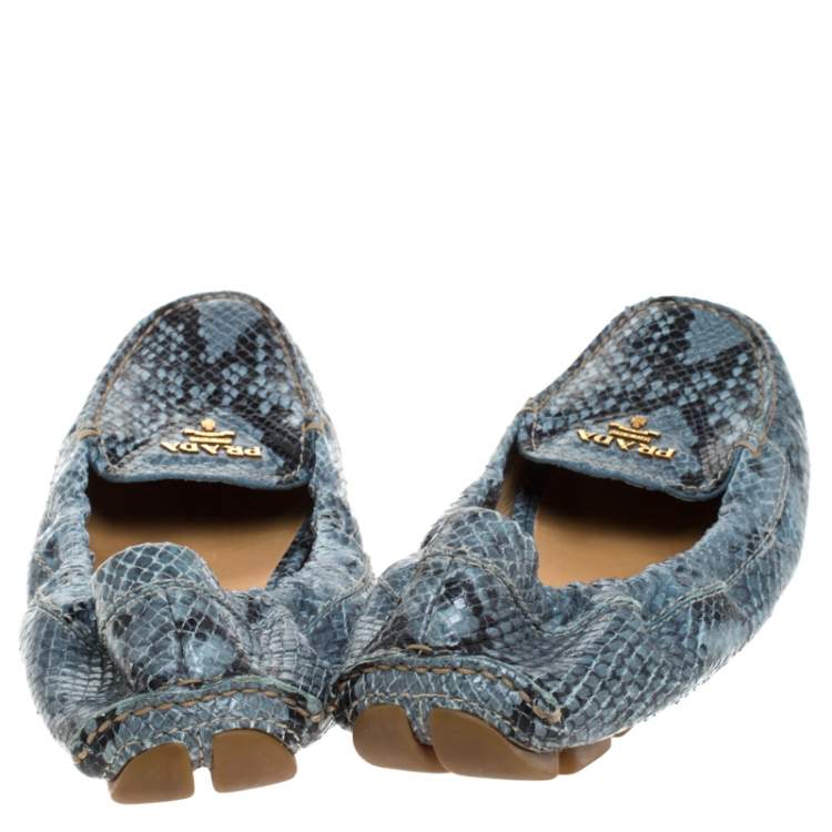 Pre Owned Prada Grey Python Scrunch Slip On Loafers Size 38