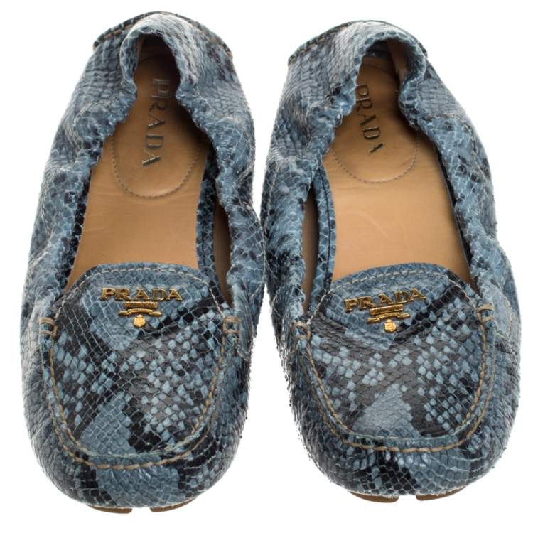Pre Owned Prada Grey Python Scrunch Slip On Loafers Size 38