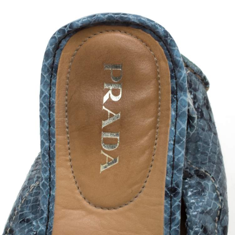 Pre Owned Prada Grey Python Scrunch Slip On Loafers Size 38