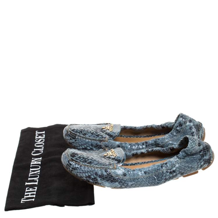 Pre Owned Prada Grey Python Scrunch Slip On Loafers Size 38