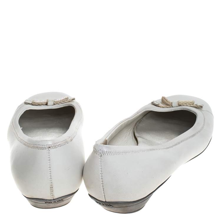 Pre Owned Prada White Leather Bow Ballet Flats Size 39