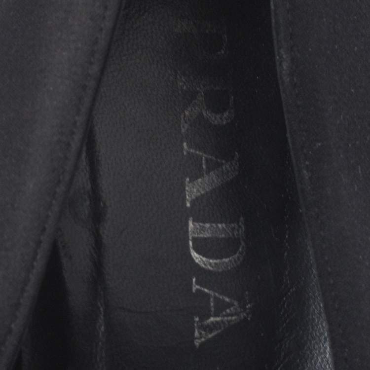 Pre Owned Prada Black Fabric Block Heel Pumps Size 40.5