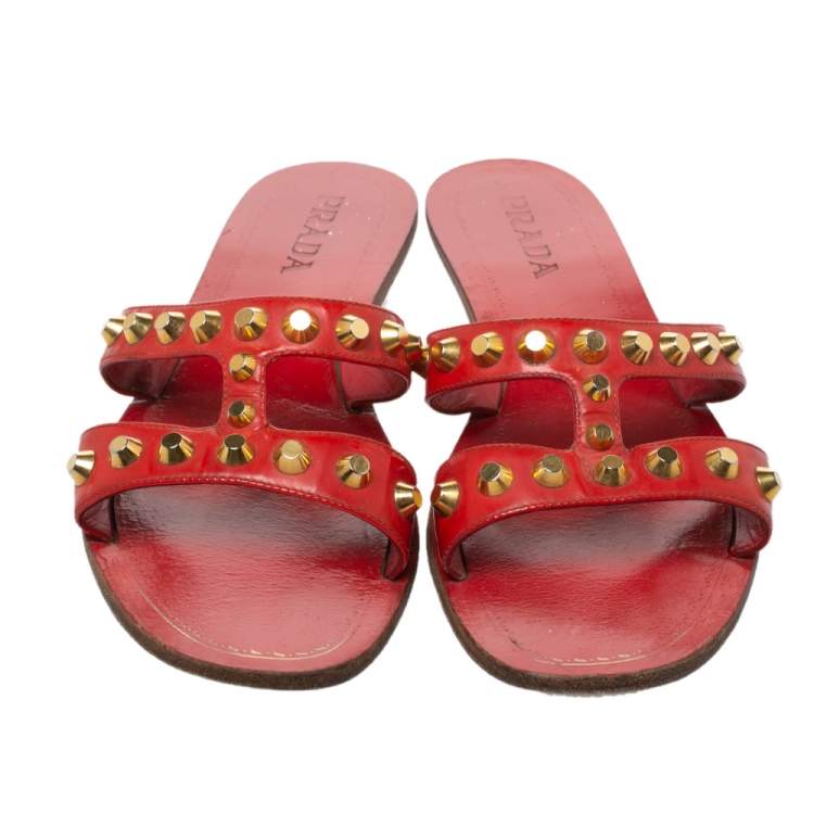 Pre Owned Prada Red Patent Leather Studded Flat Slides Size 39