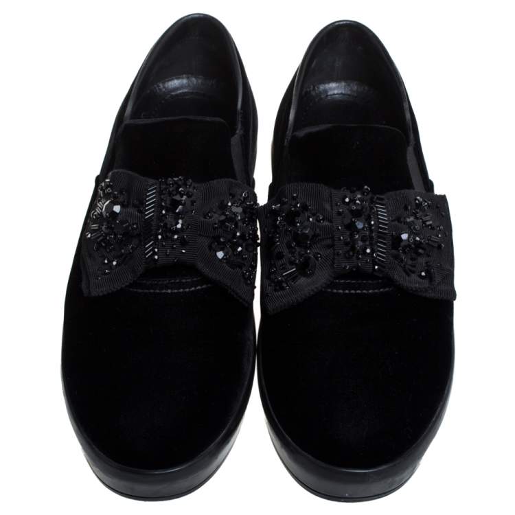 Pre Owned Prada Black Velvet Crystal Embellished Bow Slip On Sneakers Size 38.5