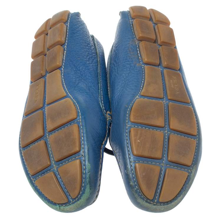 مملوكة مسبقًا Prada Blue Leather Bow Slip On Loafers Size 35